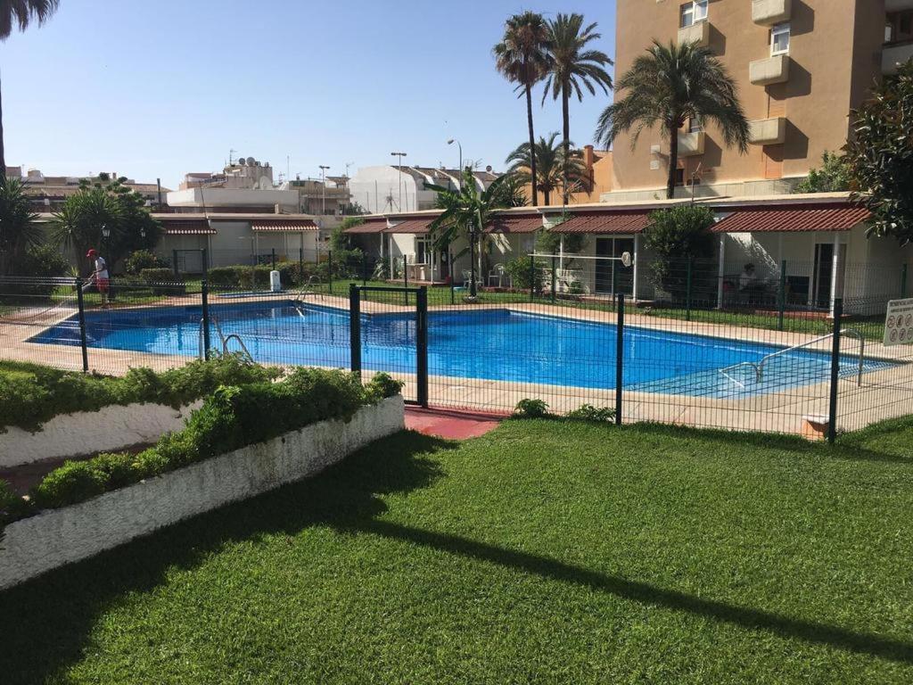 Apartament Arpa De Treboles - Carihuela Views! Torremolinos Zewnętrze zdjęcie