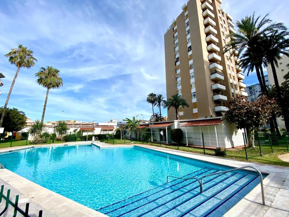 Apartament Arpa De Treboles - Carihuela Views! Torremolinos Zewnętrze zdjęcie