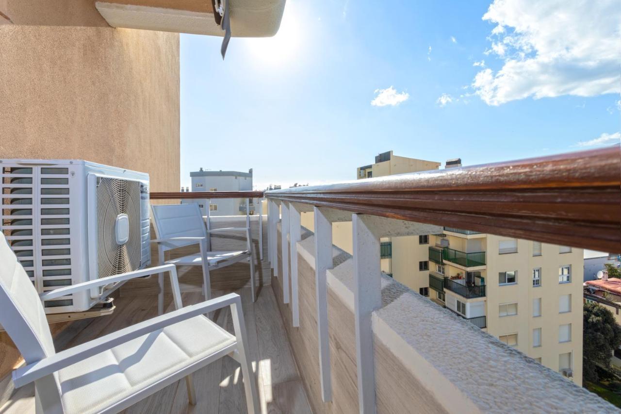 Apartament Arpa De Treboles - Carihuela Views! Torremolinos Zewnętrze zdjęcie