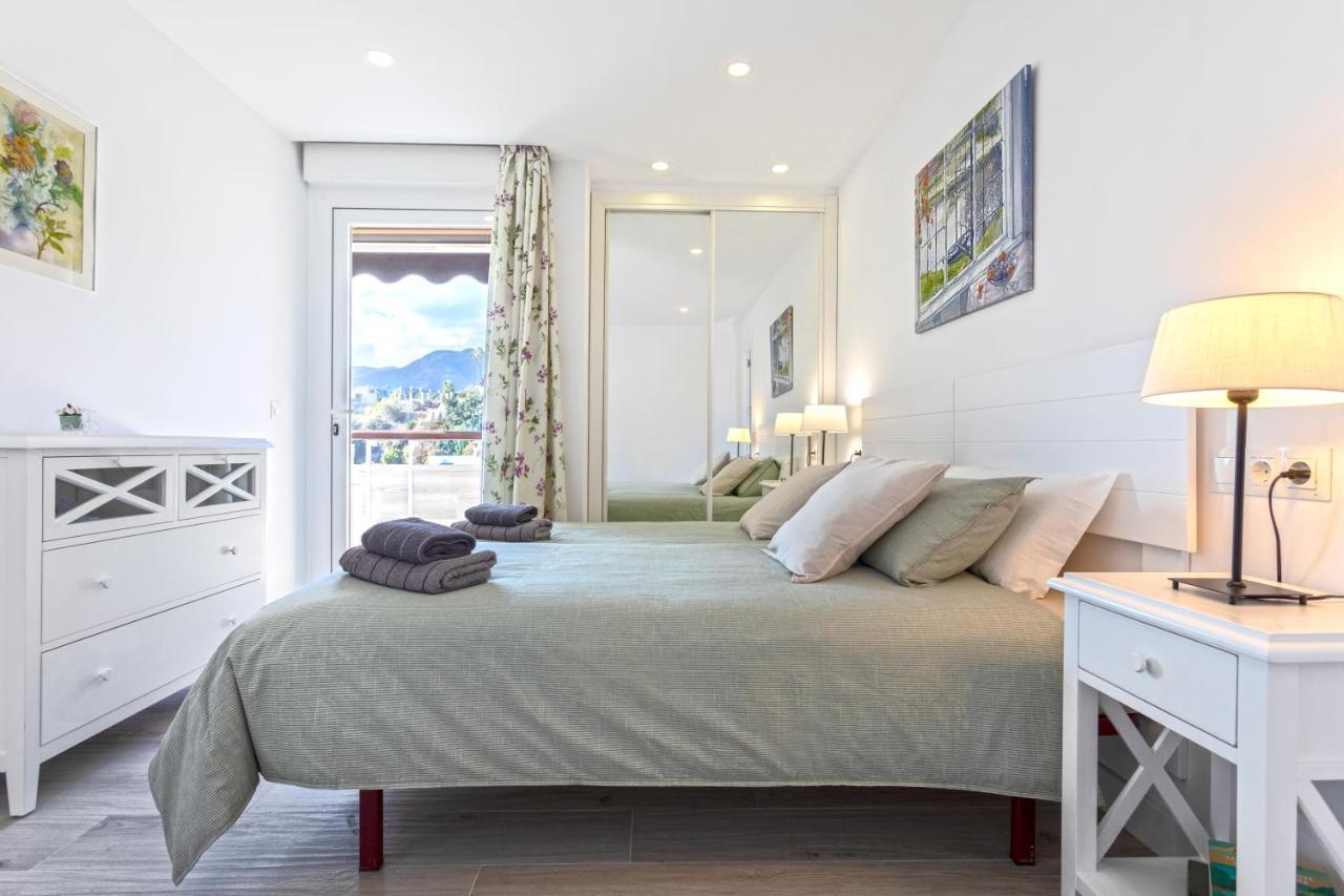 Apartament Arpa De Treboles - Carihuela Views! Torremolinos Zewnętrze zdjęcie